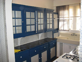 kitchen cabinets blue