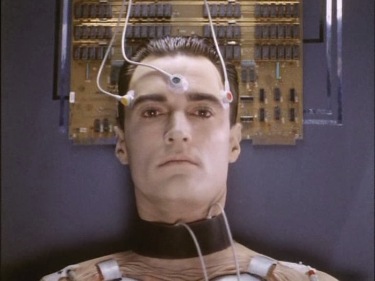 Cyborg Em Apuros [1990]