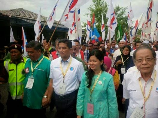 STRAIGHT FIGHT DIANA SOFYA ( PAKATAN ) VS MAH ( UBN ) AT TELOK  INTAN BY-ELECTION