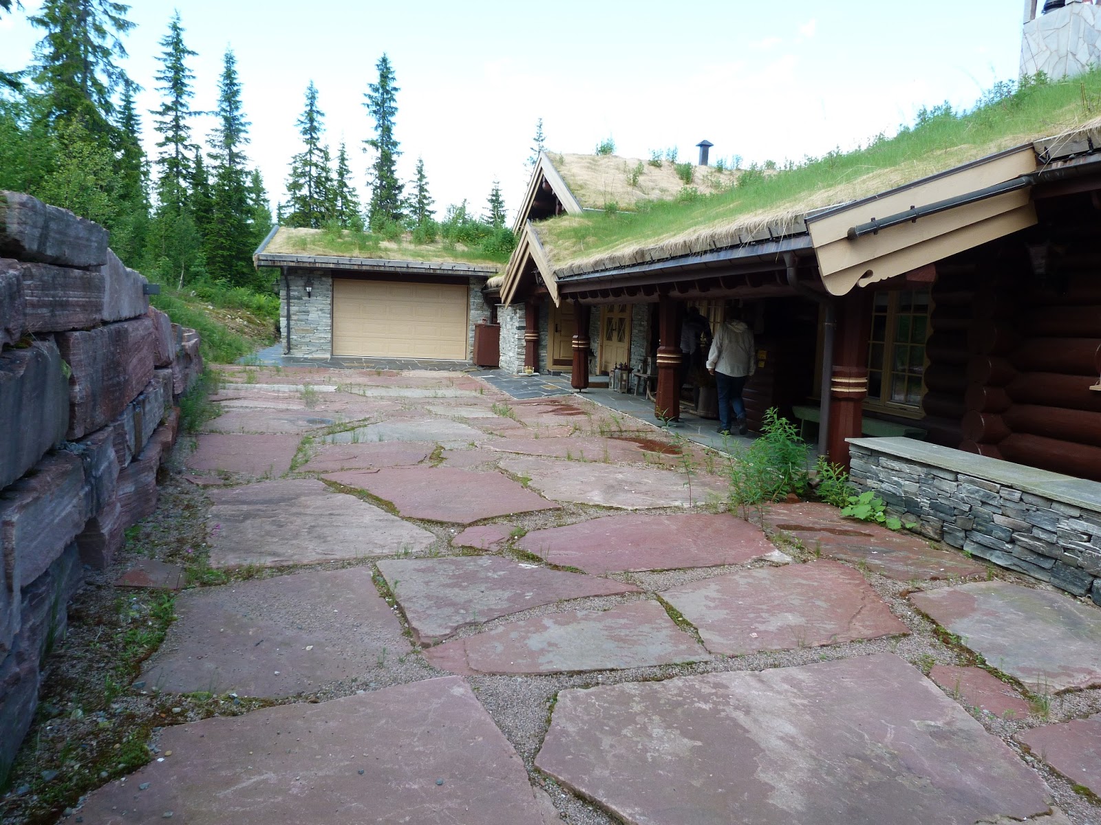 ItchyFeet Trysil / Norway Ugla Hyttegrend Luxury Log Cabins Nowegian "Laft Hus" at summertime