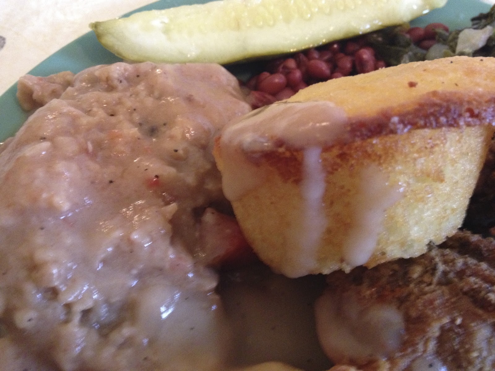 Cracker Barrel All You Can Eat Biscuits And Gravy inlebf