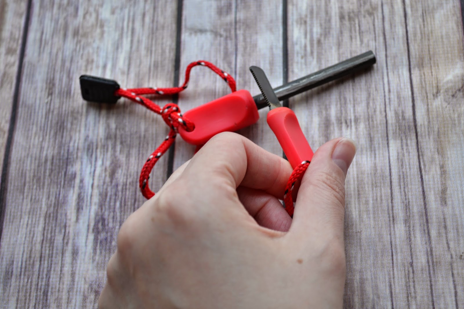 Magnesium Survival Fire Starter Review