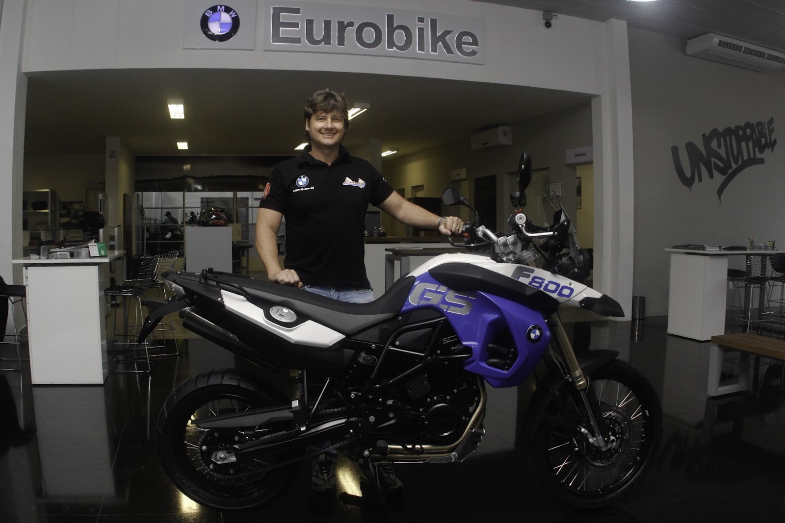 Superbike usada por Alex Barros no Mundial está à venda por R$ 800