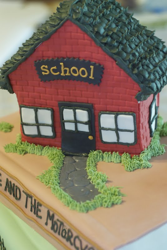 Country Cupboard Cakes School House Cake