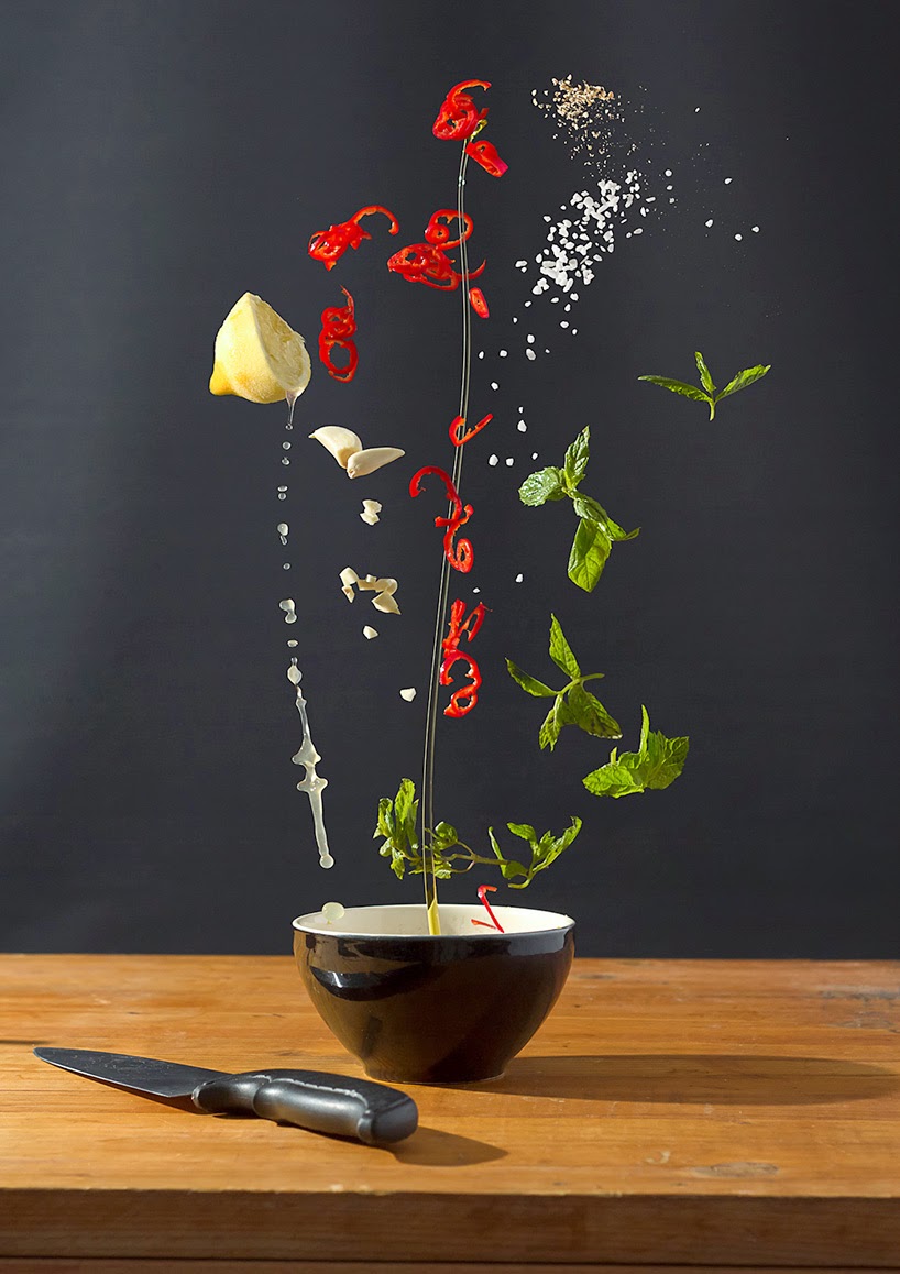 飛び上がる食材アート