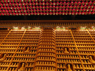 lotus lanterns and buddha statues in Bonguensa Temple