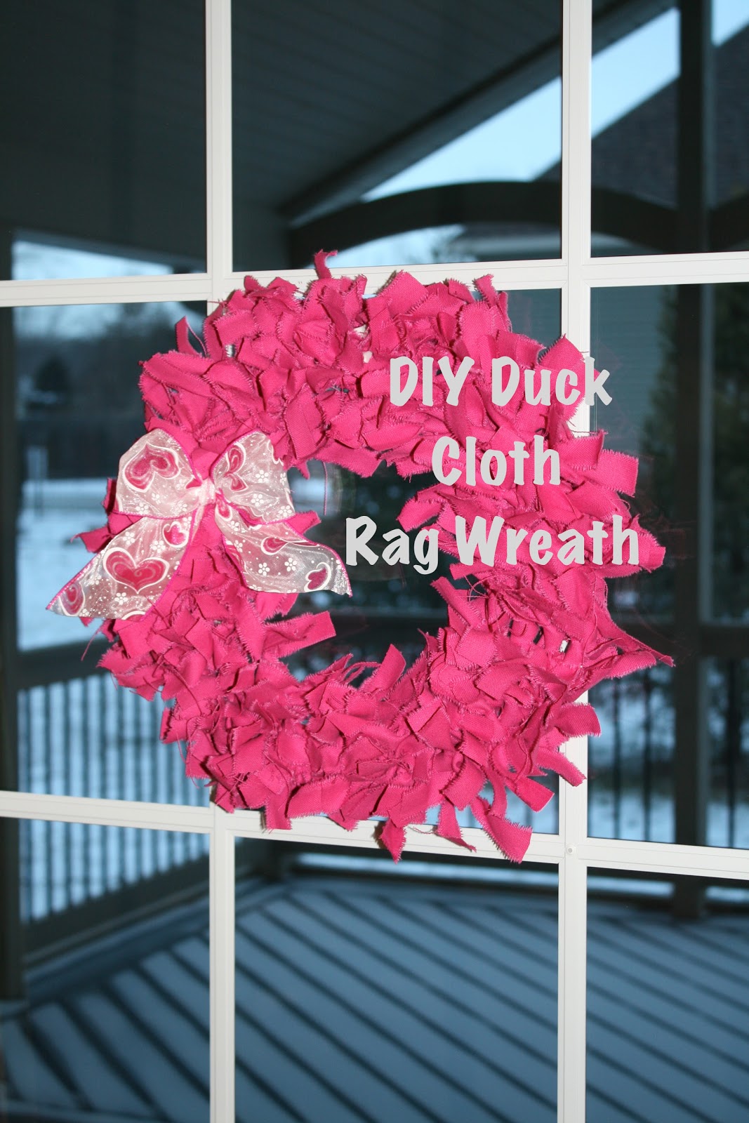 Life (and so much more) DIY {Duck Cloth} Wreath