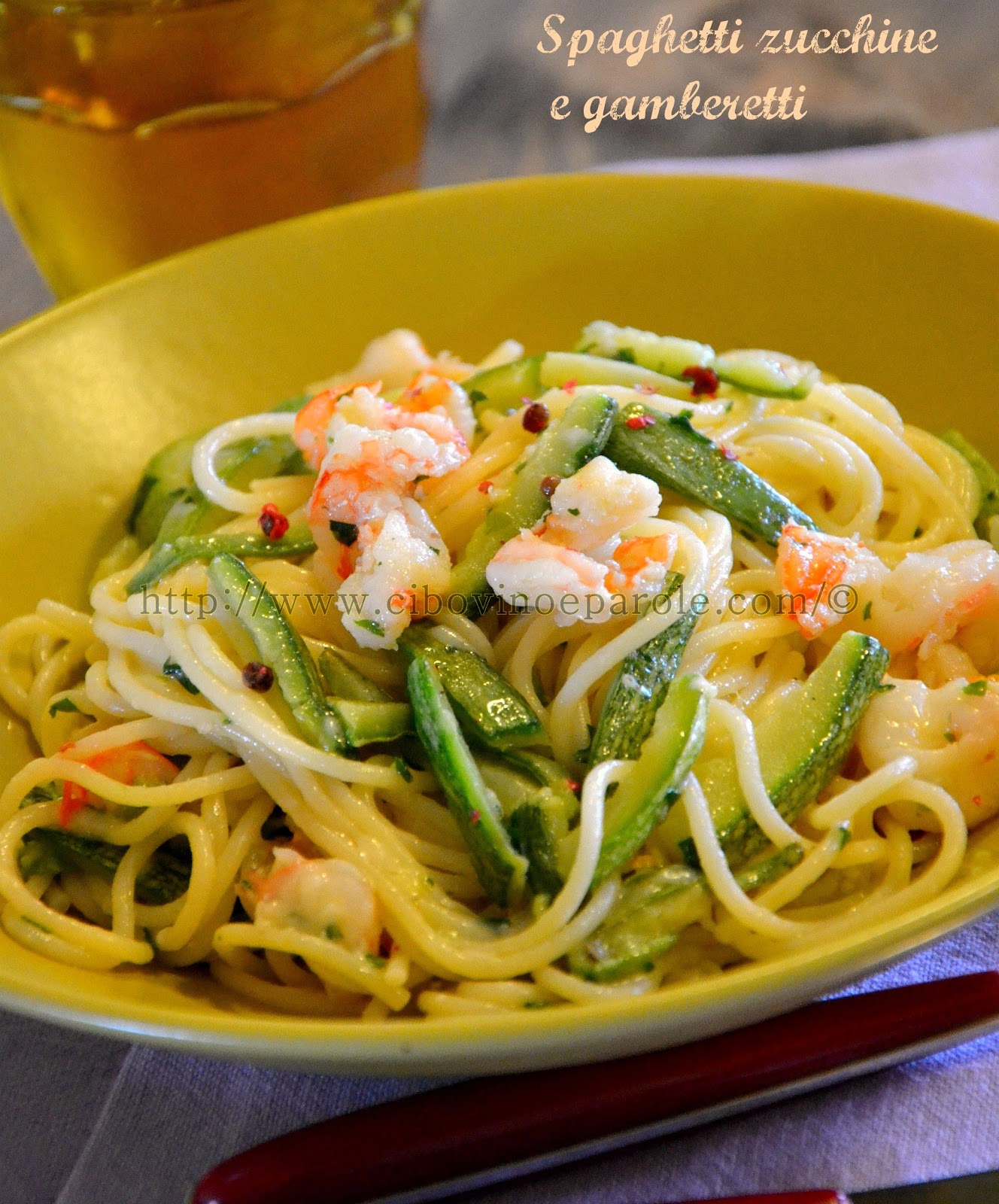 Spaghetti zucchine e gamberetti
