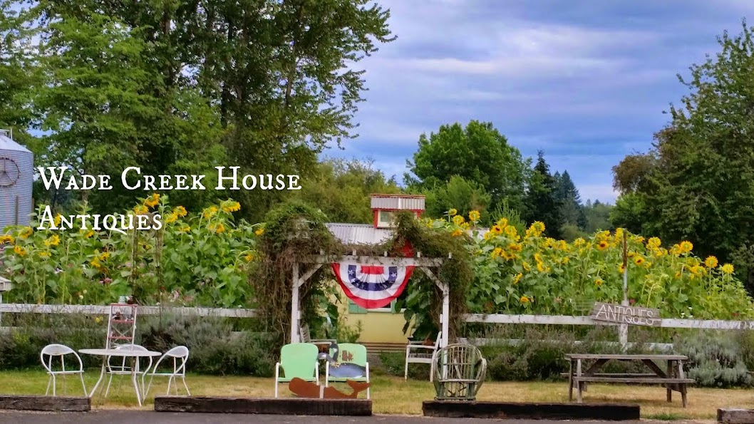 THE WADE CREEK HOUSE in Estacada