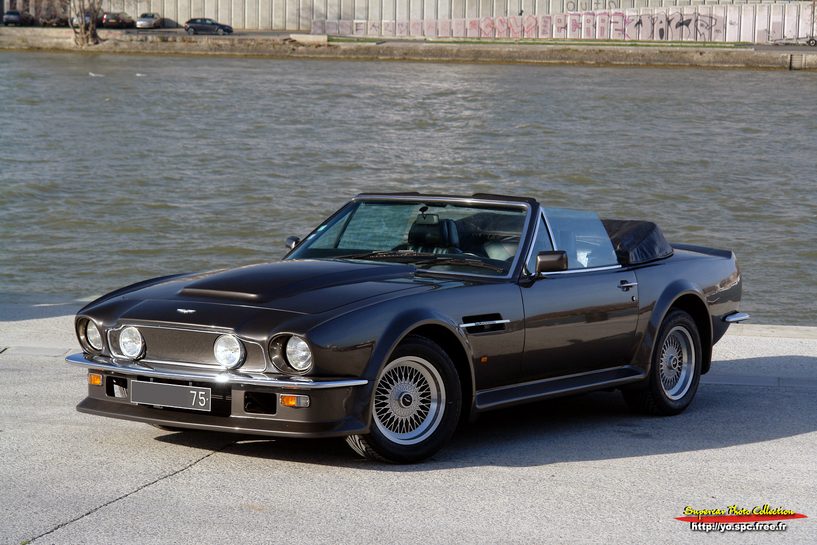 2000 Aston Martin V8 Volante Related Infomation