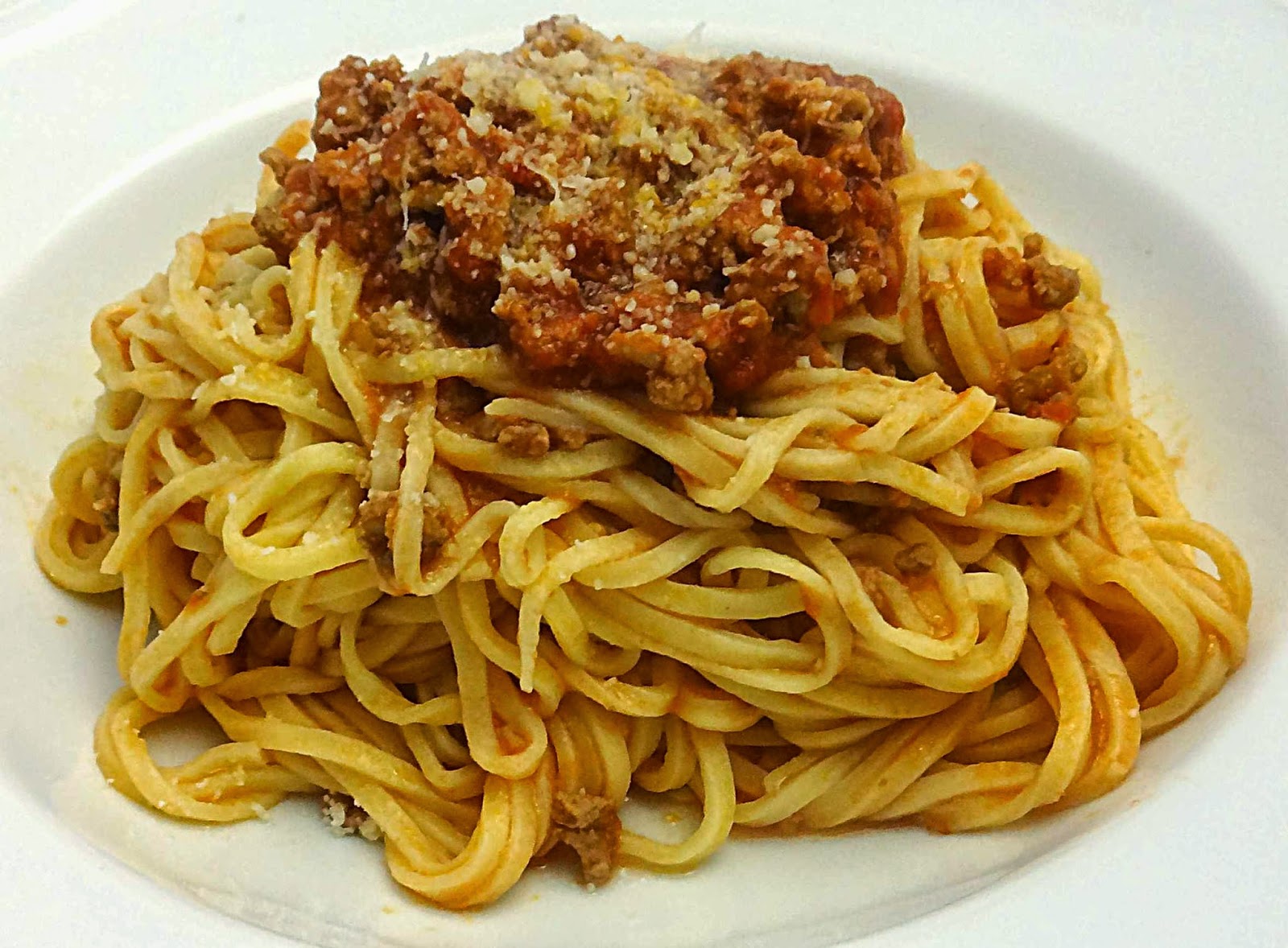 CUOCOinFESTA Spaghetti alla chitarra con ragù di castrato