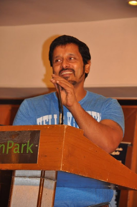 Deiva Thirumagal Movie Press Meet Stills Pics Photo Gallery film pics