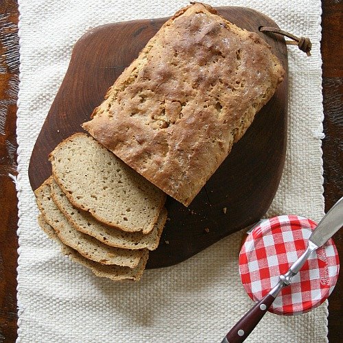 Mama Me Gluten Free Yeast Bread (Perfect for Sandwiches)