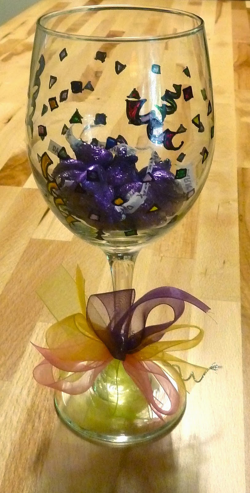 Make it easy crafts Grown up Birthday party favor wine glass with