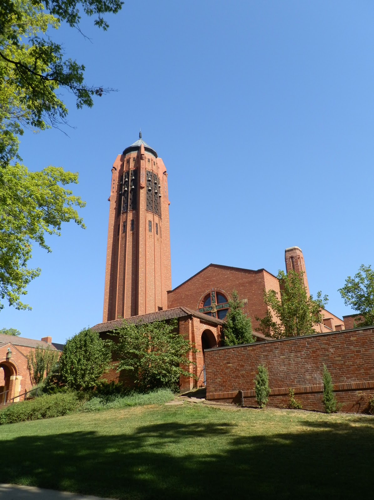 Places To Go, Buildings To See First Plymouth Congregational Church