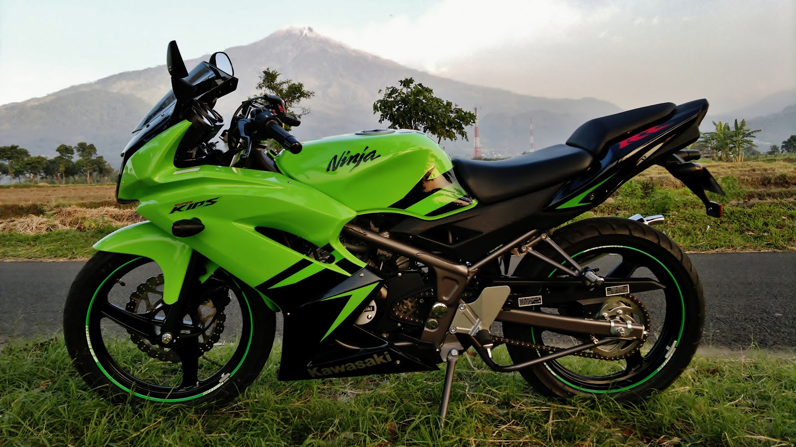 Modifikasi Motor Yamaha 2016: Cicilan Motor Kawasaki Ninja Rr 2012