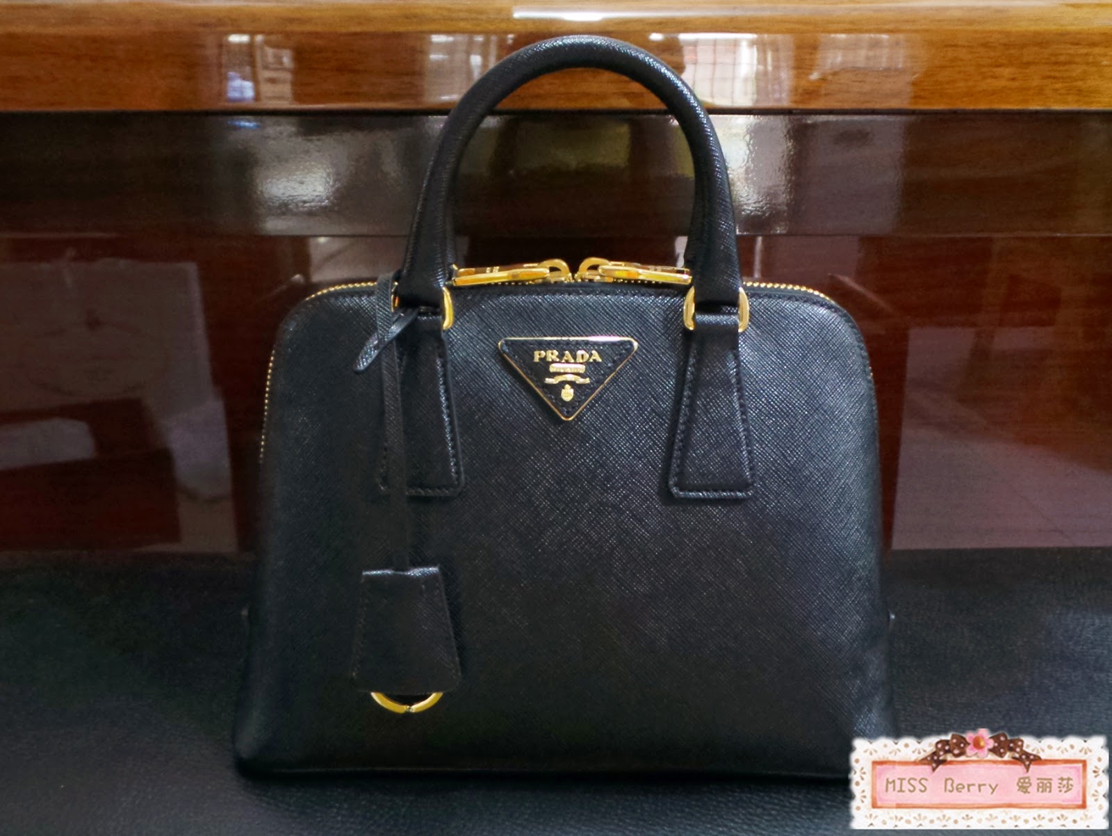 prada bauletto saffian  