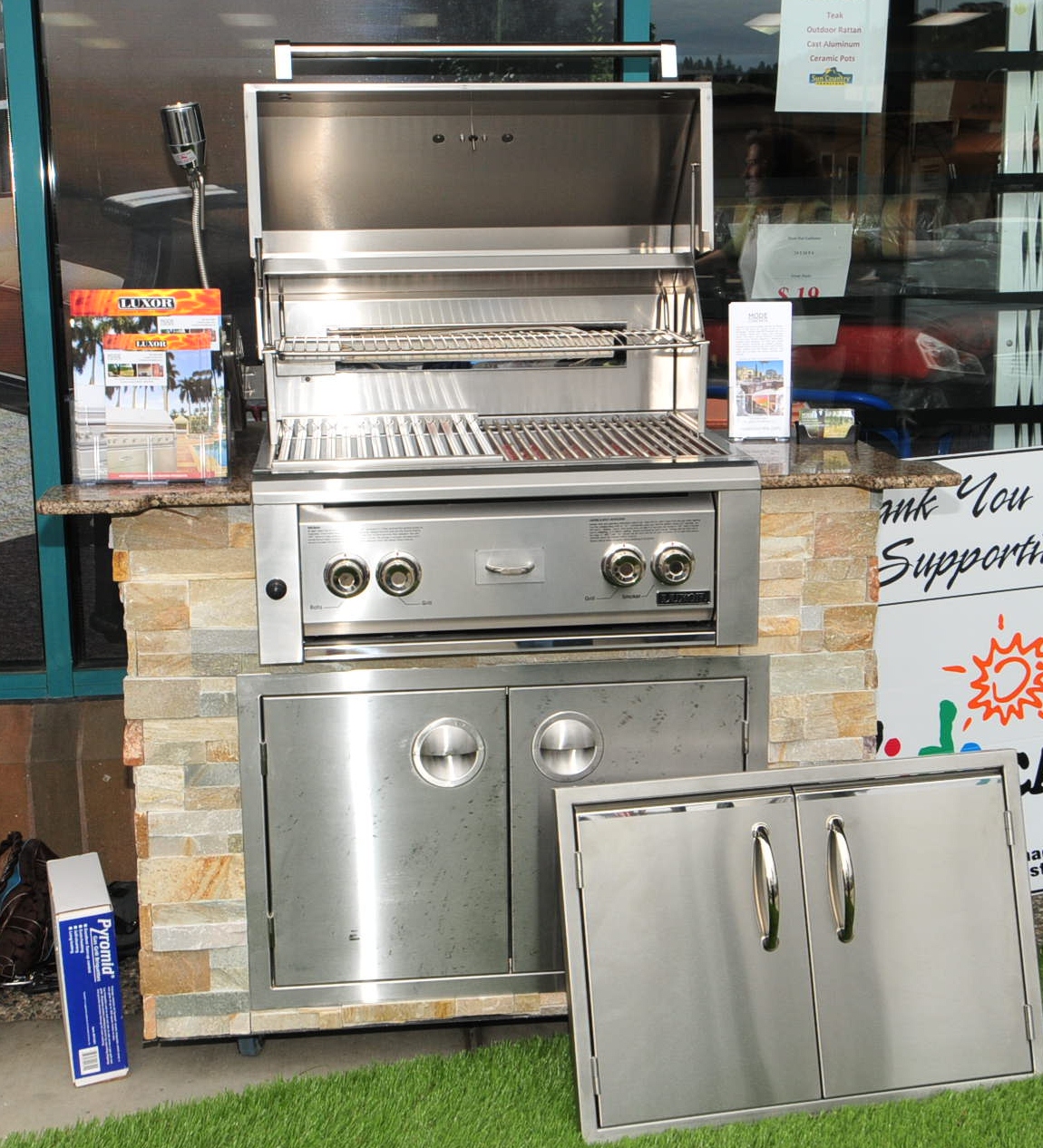 Mode Concrete Luxury Outdoor Kitchen Specialists Located In