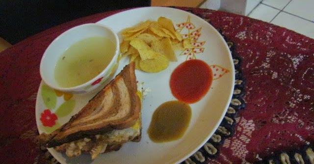 Chicken (Club) Sandwich With Chicken Clear Soup