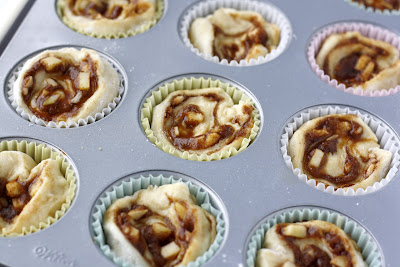 Apple Cinnamon Roll Cupcakes