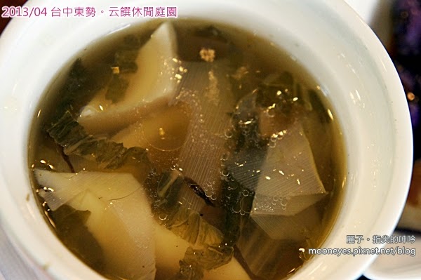 [吃遊] 台中東勢-云饌休閒庭園。往谷關路上的風景美爽好餐廳