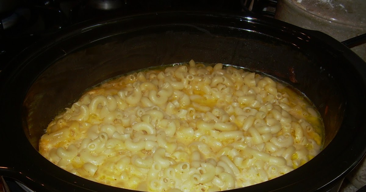 Budget Bites Crockpot Macaroni and Cheese