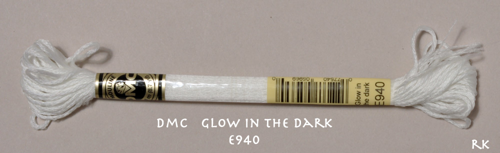 Glow in the Dark Yarn DMC E940 Mouliné Light Effects White