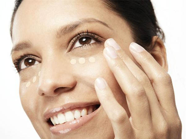 do you use foundation or concealer first do you use foundation or concealer first