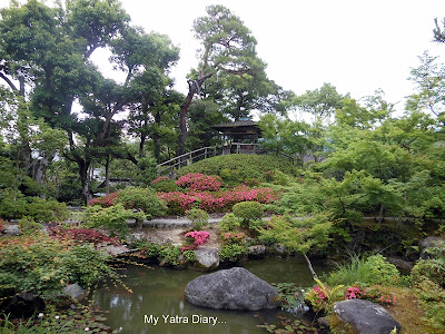 A view of the Pond garden at the Yoshikien garden in Nara, Japan