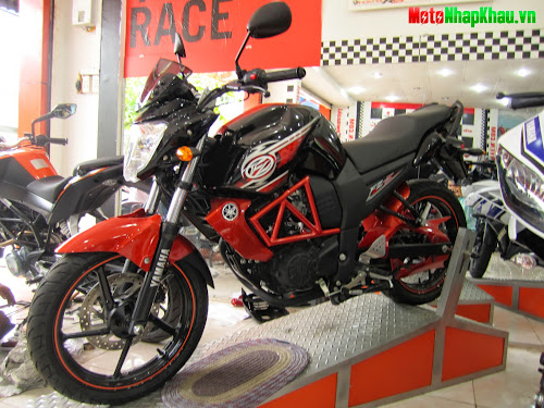 Yamaha FZS 2013