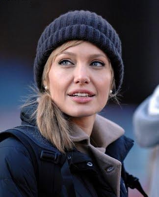 Angelina%2BJolie%2BEvelyn%2BSalt%2BSequel%2BFilm%2BMovie%2B2011%2B2010%2B2012%2B2013%2BPart%2B2%2BRumours%2BRussian%2BSpy%2BOn%2BSet%2BBlonde%2BBlack%2BHair%2BWig%2BBlond%2BHat%2BCoat%2BClothes%2BAmerican%2BUS%2BMole.jpg