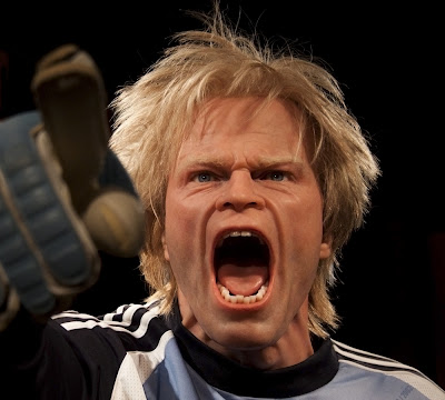 http://2.bp.blogspot.com/-gzSlXh8mCVA/TnePJC012iI/AAAAAAAATCU/2_SJO4Ff52Q/s400/Oliver+KAHN+au+mus%25C3%25A9e+Gr%25C3%25A9vin+allemand.jpg