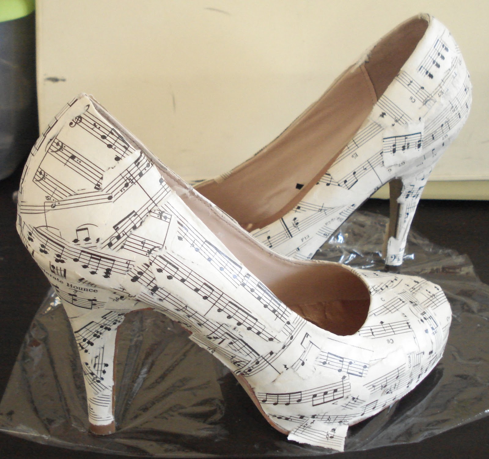 Creative You! Craft a Pair of Decoupage Shoes