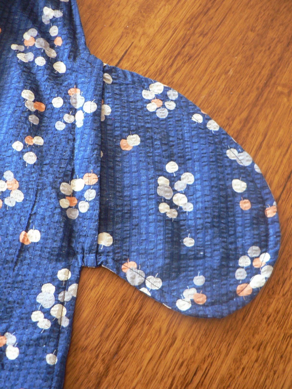 Tutorial add easy french seamed side pockets to anything. Yes! Anything!