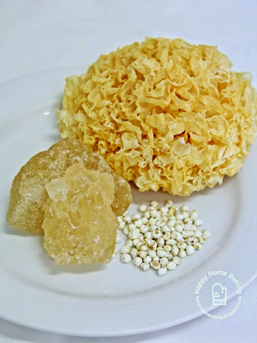 Happy Home Baking Snow Pears with Chuan Bei and Snow Fungus