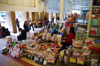 Marché typique de Hanoï