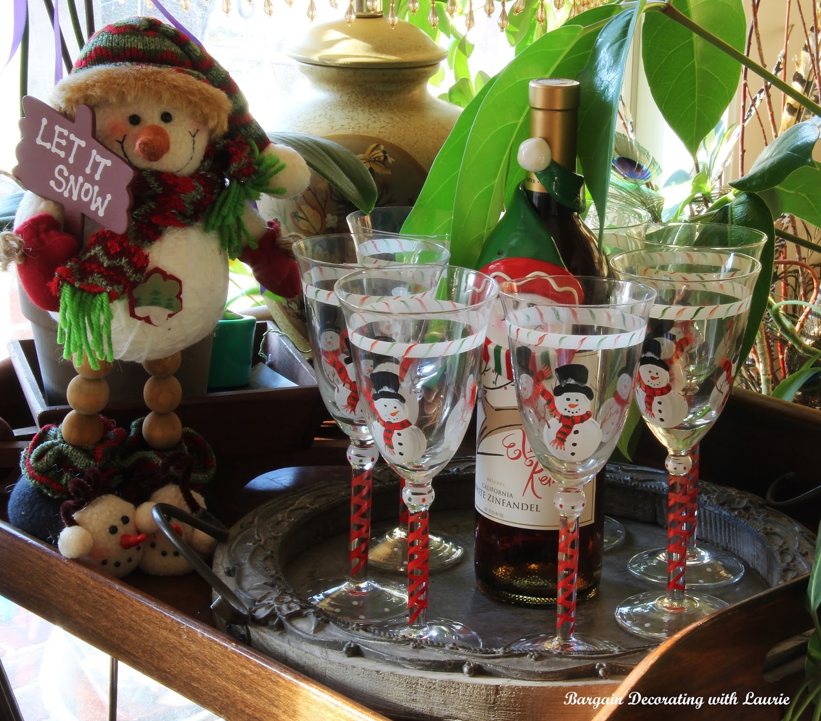 BARGAIN DECORATING WITH LAURIE CHRISTMAS DECOR CONTINUES