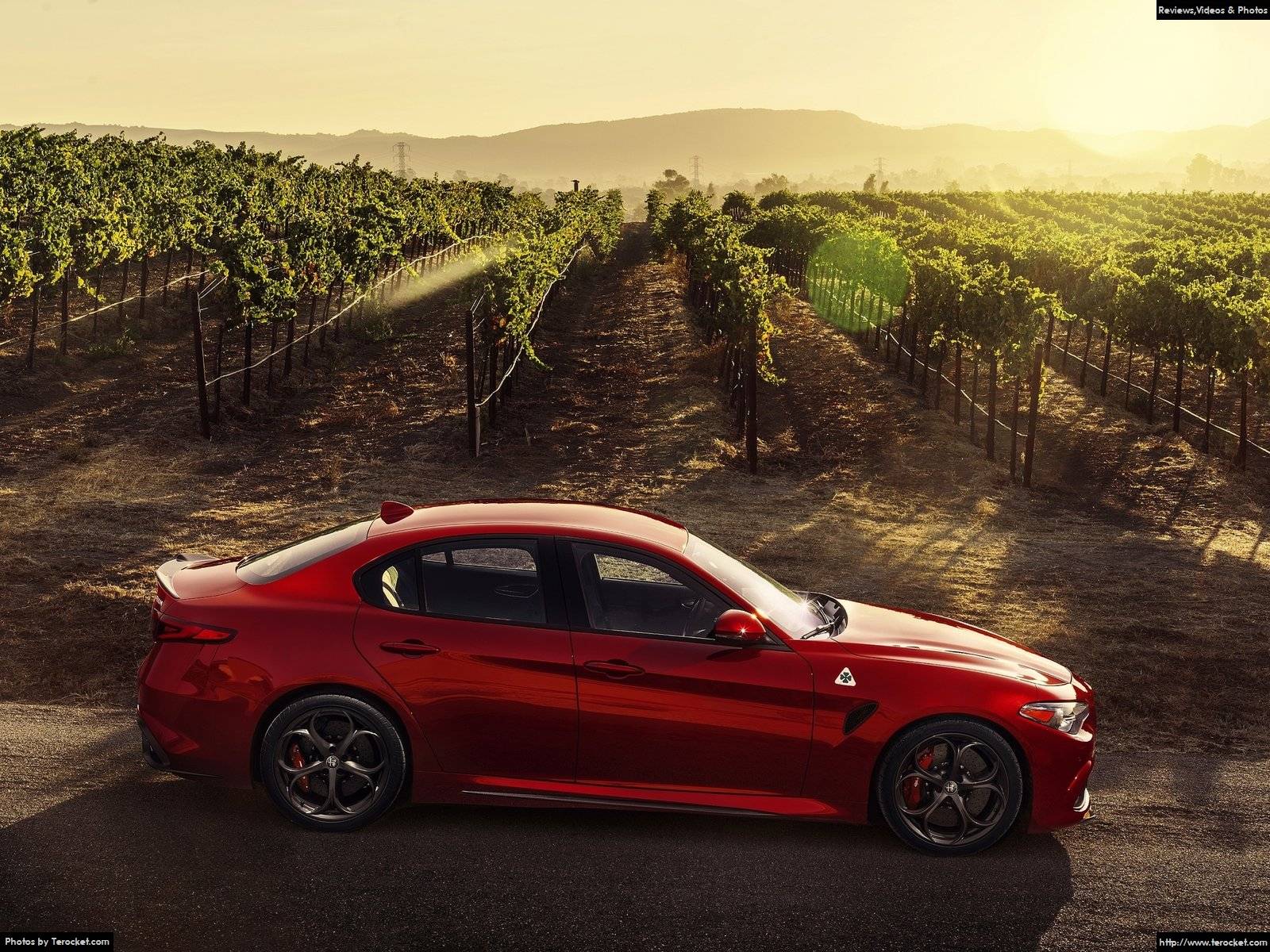 2016%2BAlfa%2BRomeo%2BGiulia%2B%289%29.j