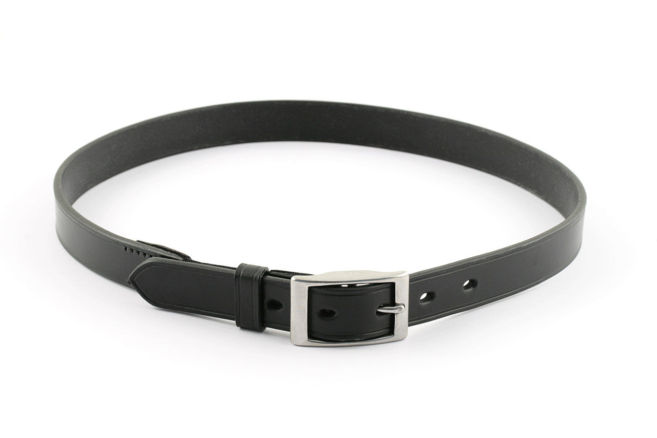 Sketches from the Saddlery Leather items made in Italy Black belt