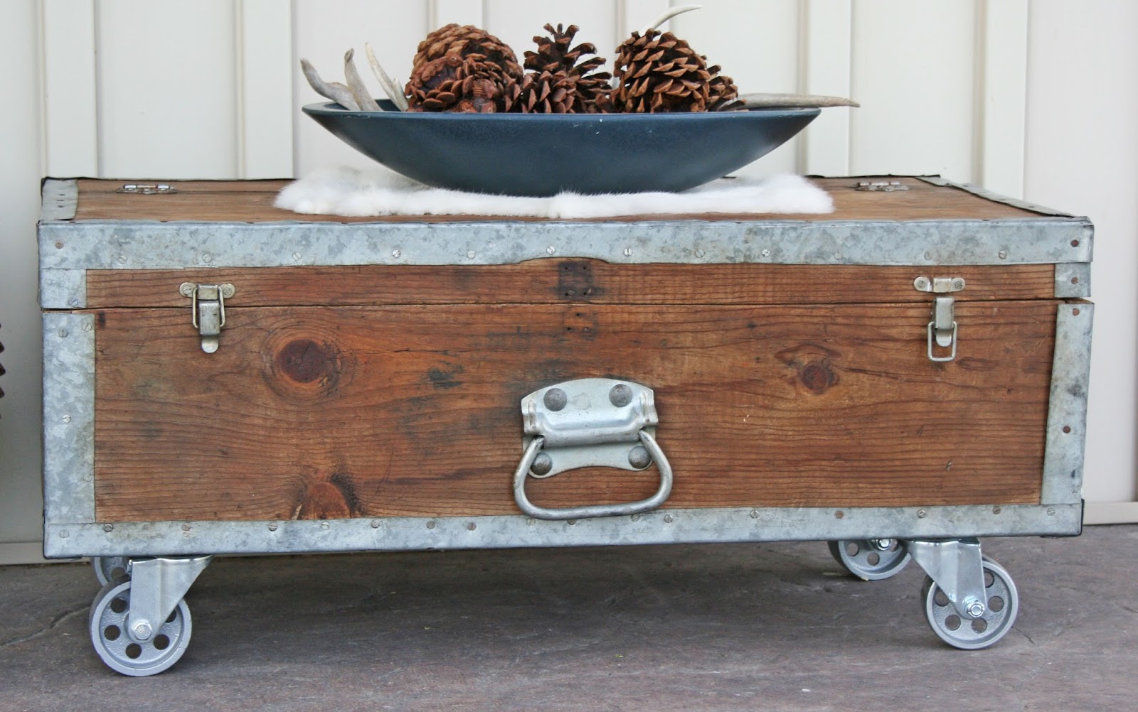 industrial toy box