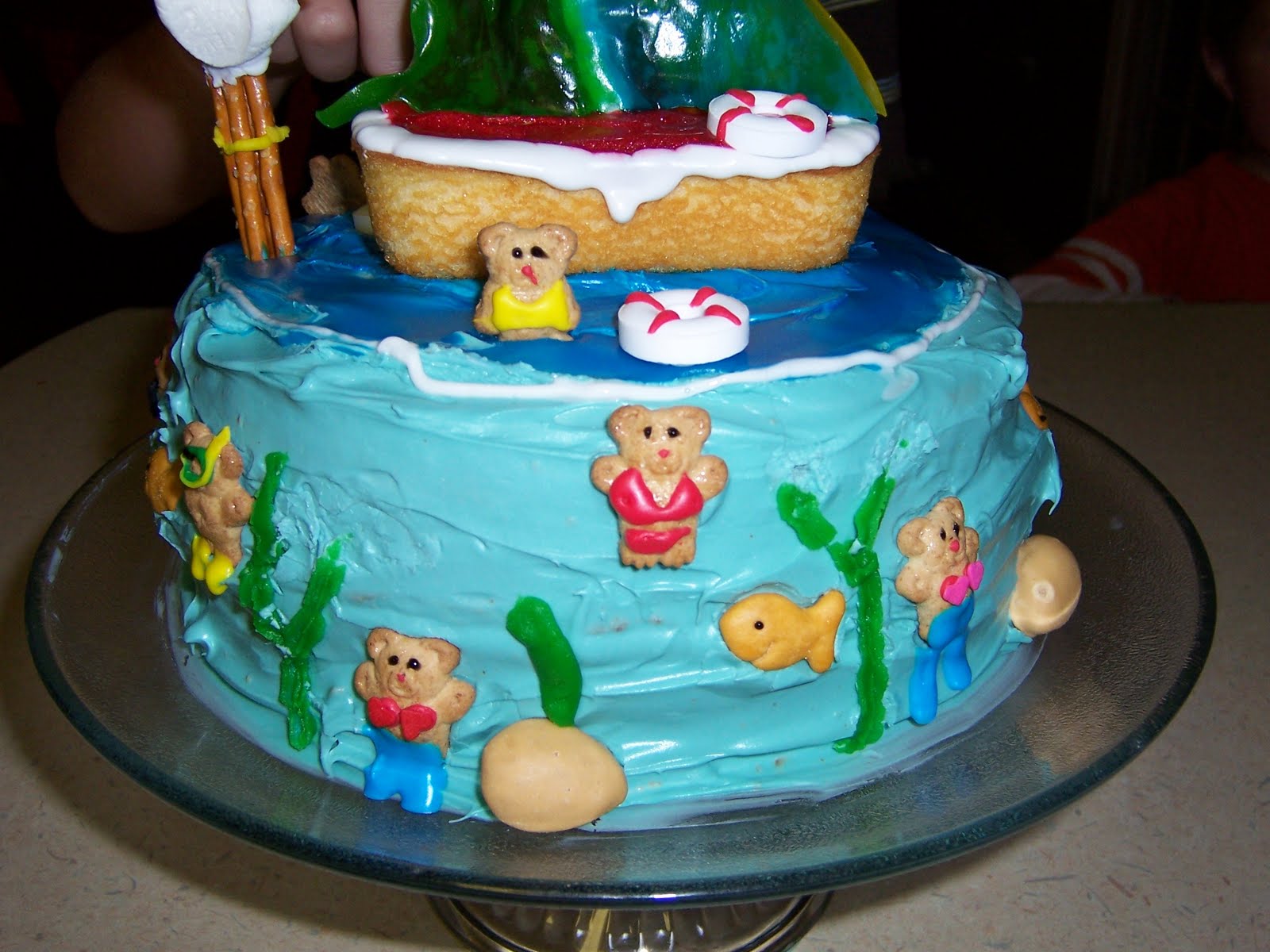 Teddy Grahams Cake