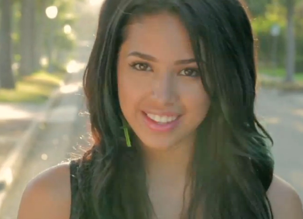 The Students Lifestyle Jasmine Villegas Just A Friend Mv