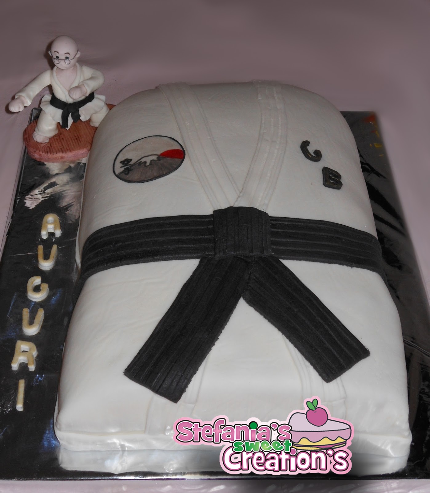 Stefania's sweet Creations KARATE CAKE