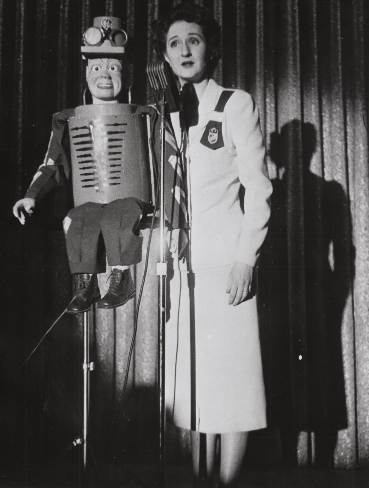 Dull Tool Dim Bulb Women with Dummies Female Ventriloquist with Vent