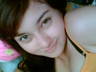 cewek-foto-seksi-di-facebook33