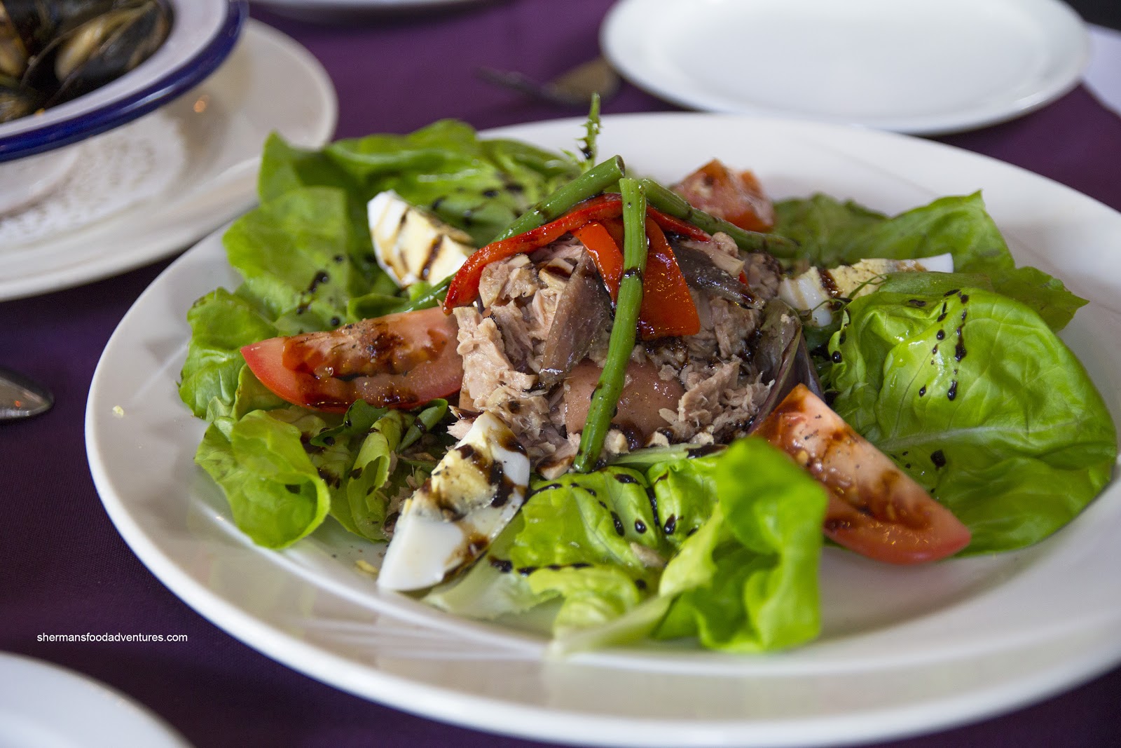 Sherman's Food Adventures Carthage Cafe