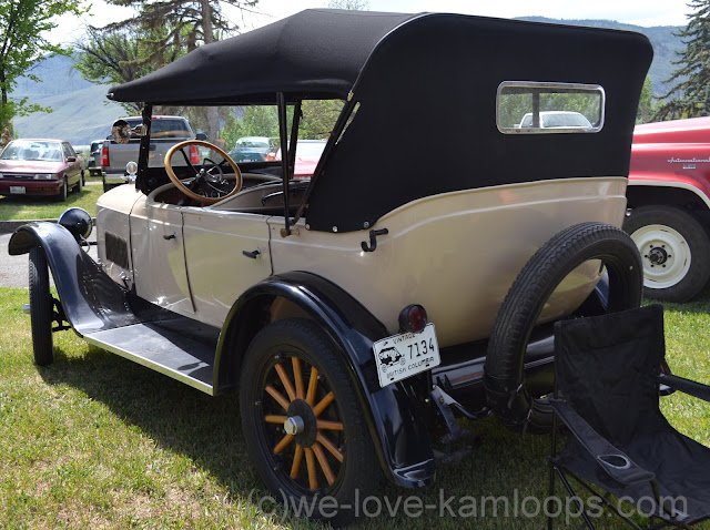 this beautiful car is considered 'vintage'