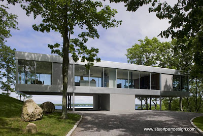 Clearhouse, diseño similar al del concepto conocido como Glass House , situada sobre Peconic Bay- Arquitectura de www.stuartparrdesign.com Casa volada de estilo Contemporáneo en Nueva York, Estados Unidos