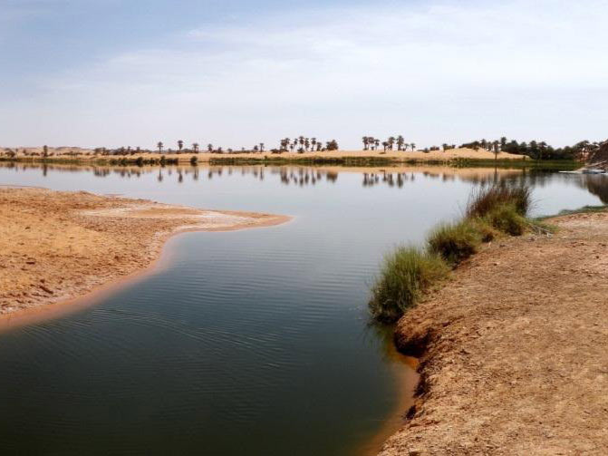 Unianga, lagos en medio del desierto del Sahara Sderghtr+%2812%29