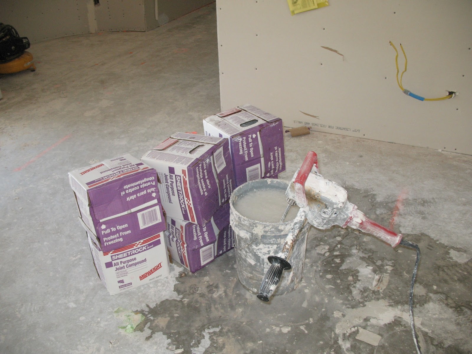 The 44 Ranch Day 172 FAMILY, 4TH, AND FLOATING SHEETROCK